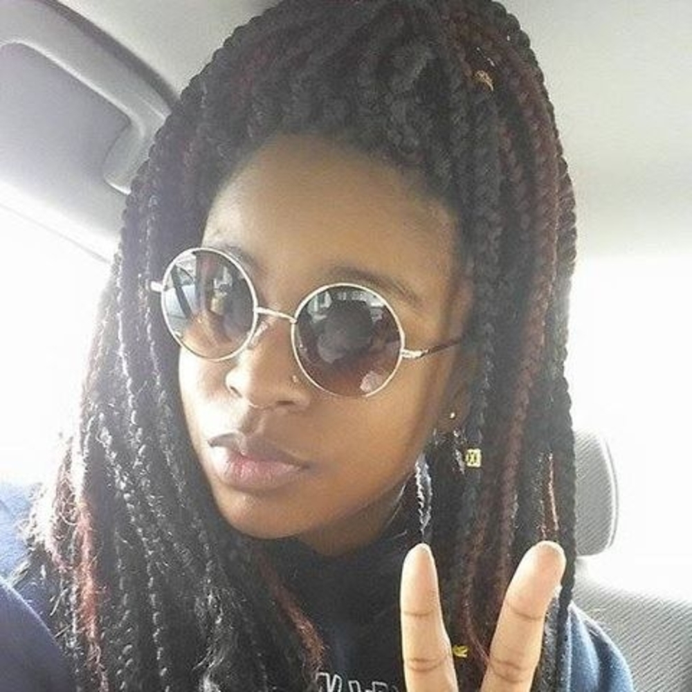 Meet your Posher, Joy